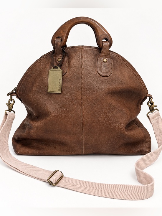 Free People Handbags - We The Free Willow Vintage Slouchy Tote Bag Washed Brown Wood Handles Large